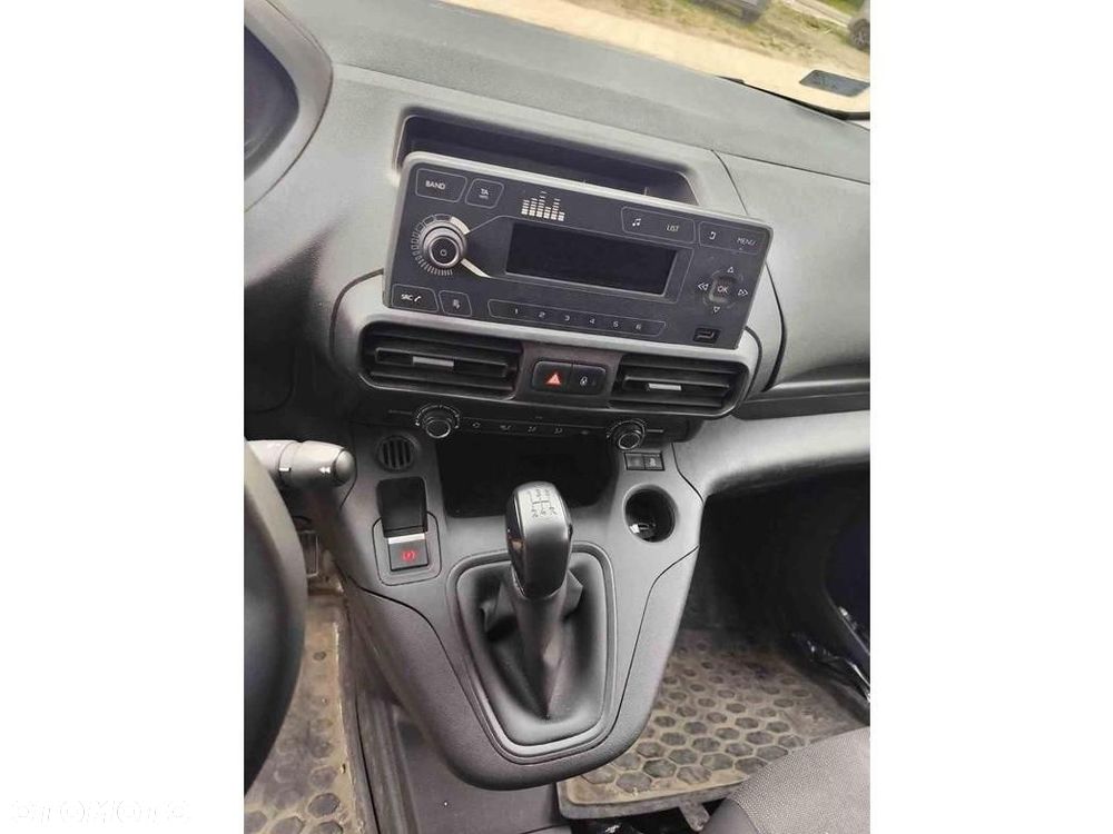 Peugeot Partner - 17