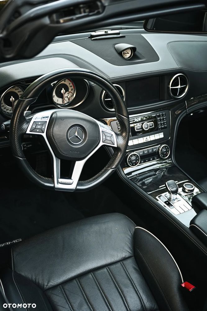Mercedes-Benz SL 350 BlueEff - 10