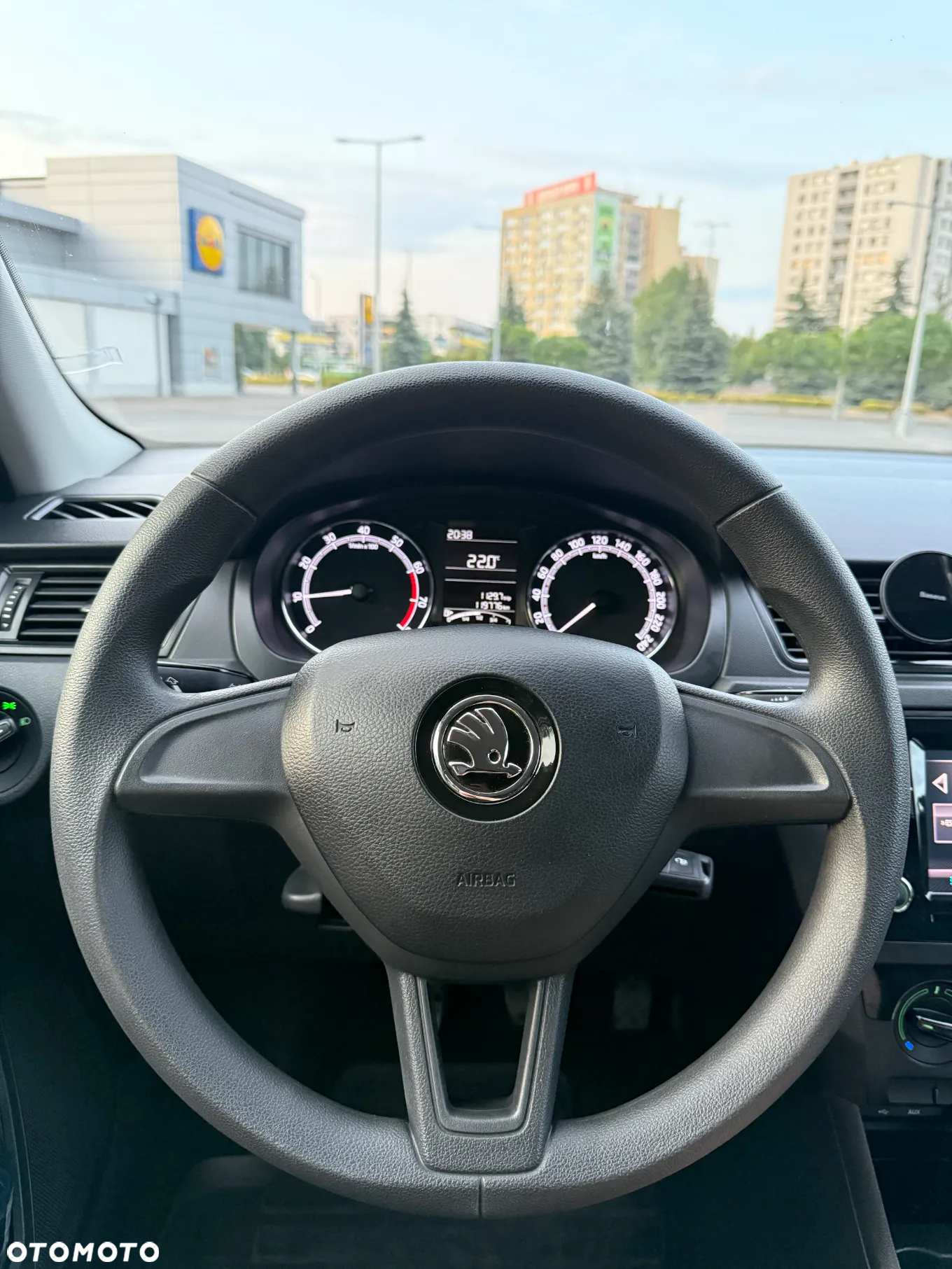 Skoda RAPID 1.0 TSI Ambition - 12