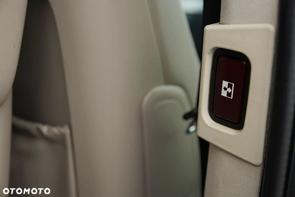 Mercedes-Benz Viano 3.0 CDI Ambiente (d³ugi) - 19