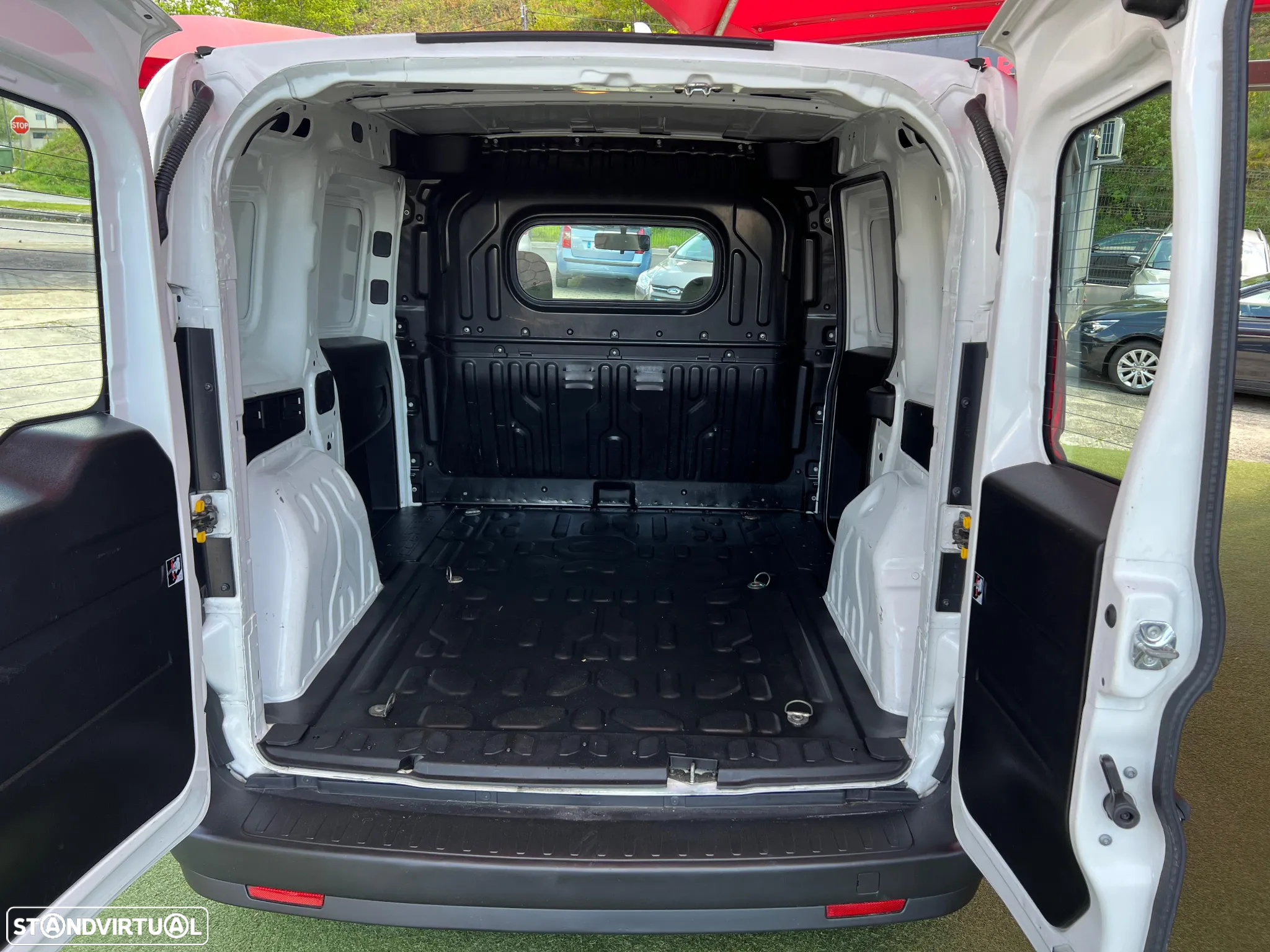 Opel Combo | 1.3 CDTI | 90 Cv - 13