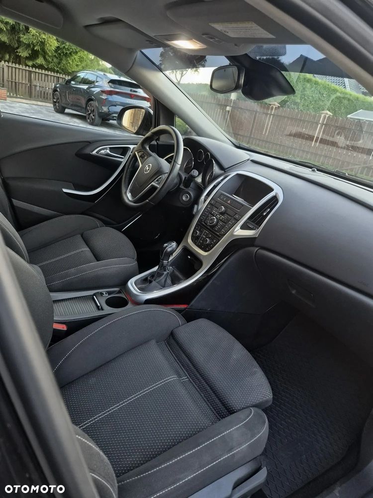 Opel Astra 1.4 T Sport - 27