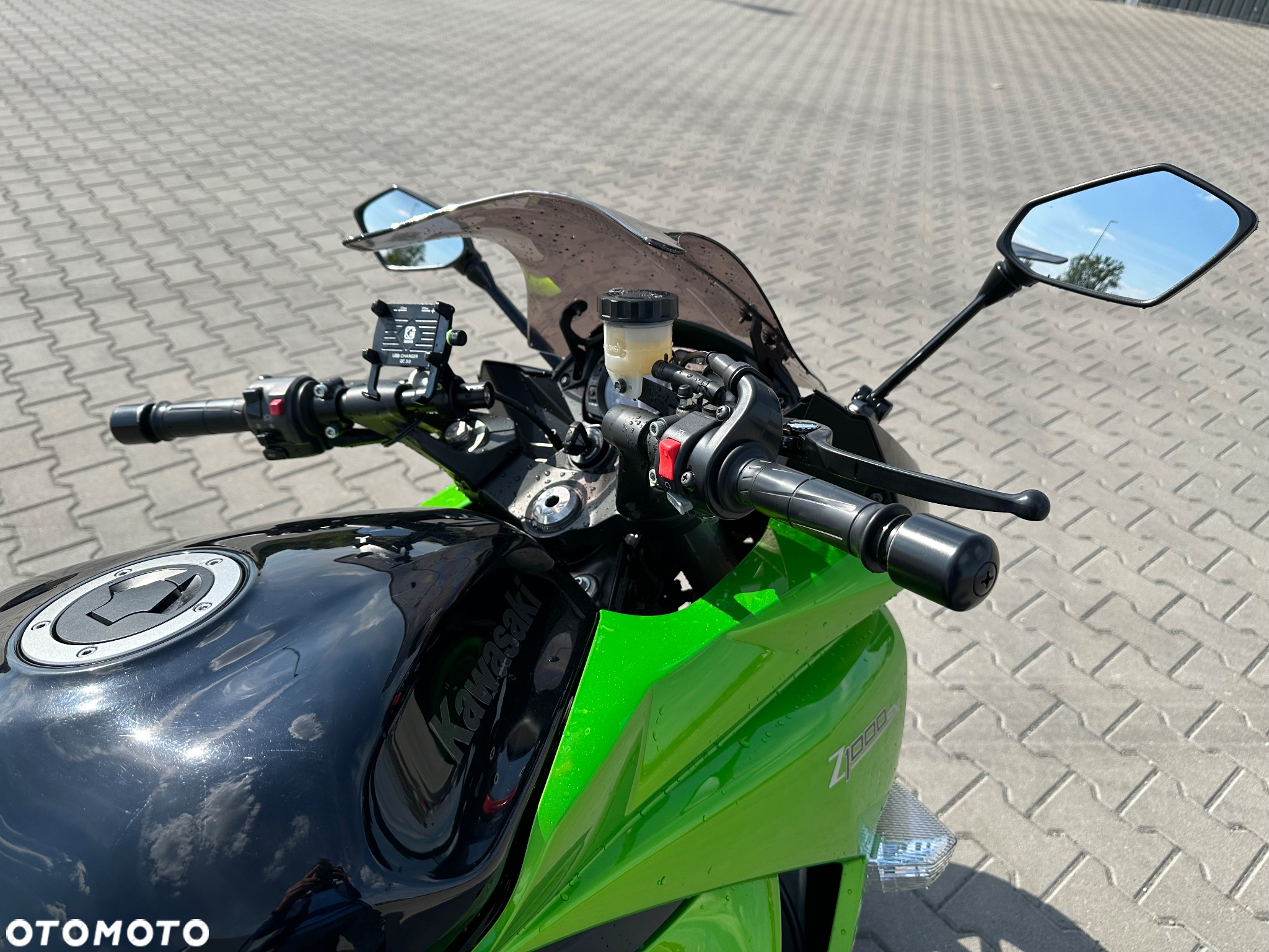 Kawasaki Ninja 1000 SX - 15