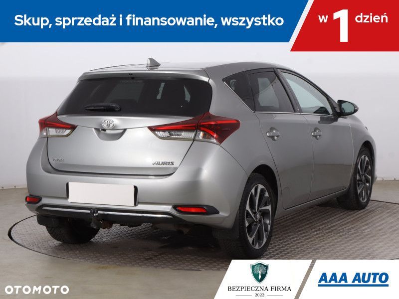Toyota Auris - 7
