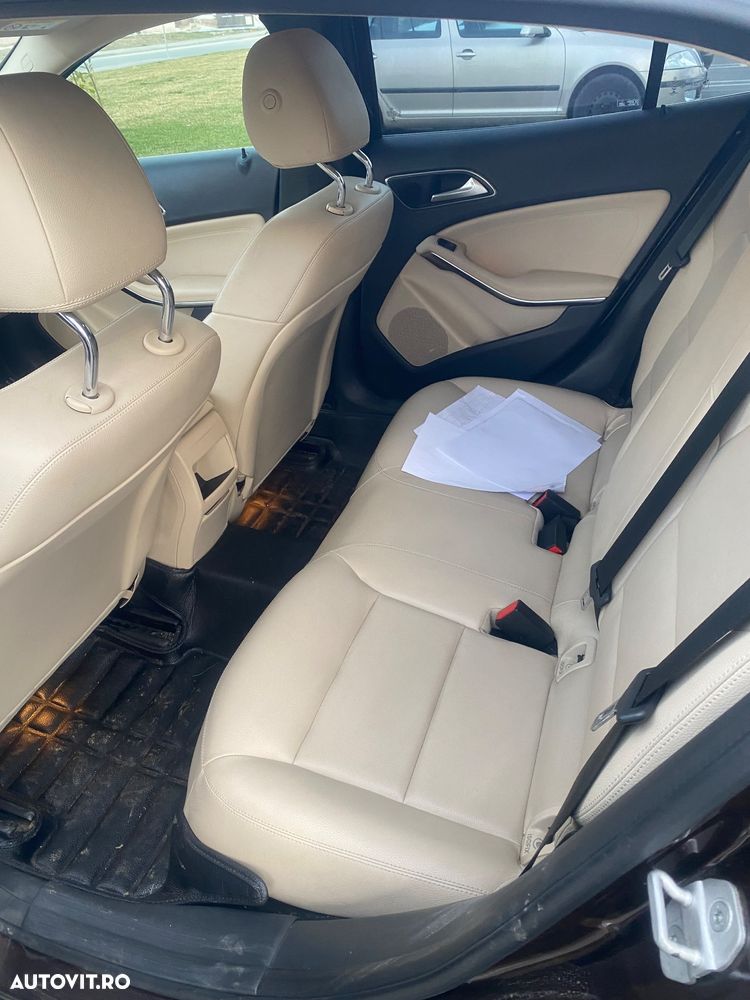 Mercedes-Benz GLA 200 (CDI) d - 14