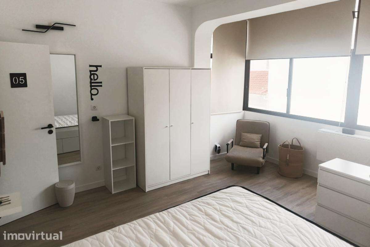 Quarto - localizado em Barreiro Lisbon - Grande imagem: 2/10