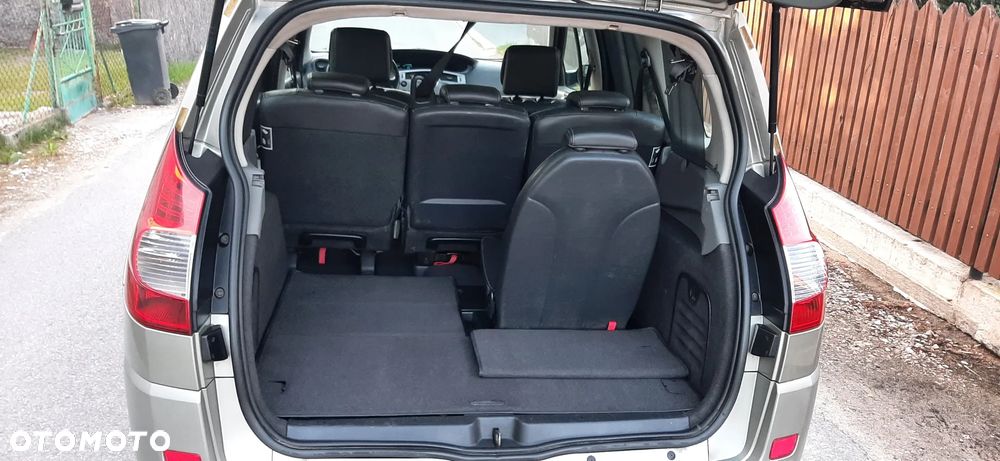 Renault Grand Scenic 1.9 dCi FAP Exception - 6