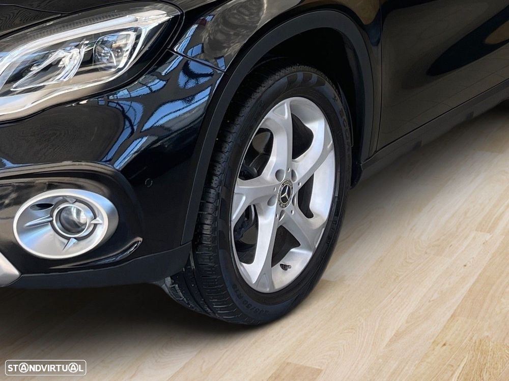 Mercedes-Benz GLA 180 d Aut. - 9