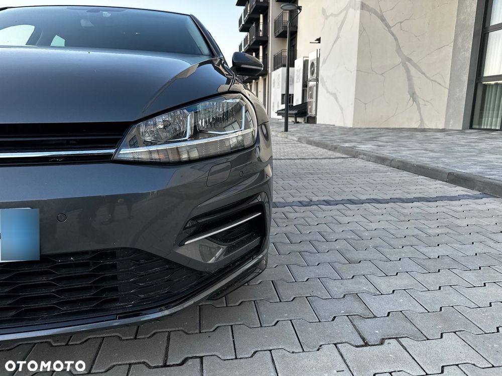 Volkswagen Golf 2.0 TDI DSG Sound - 2