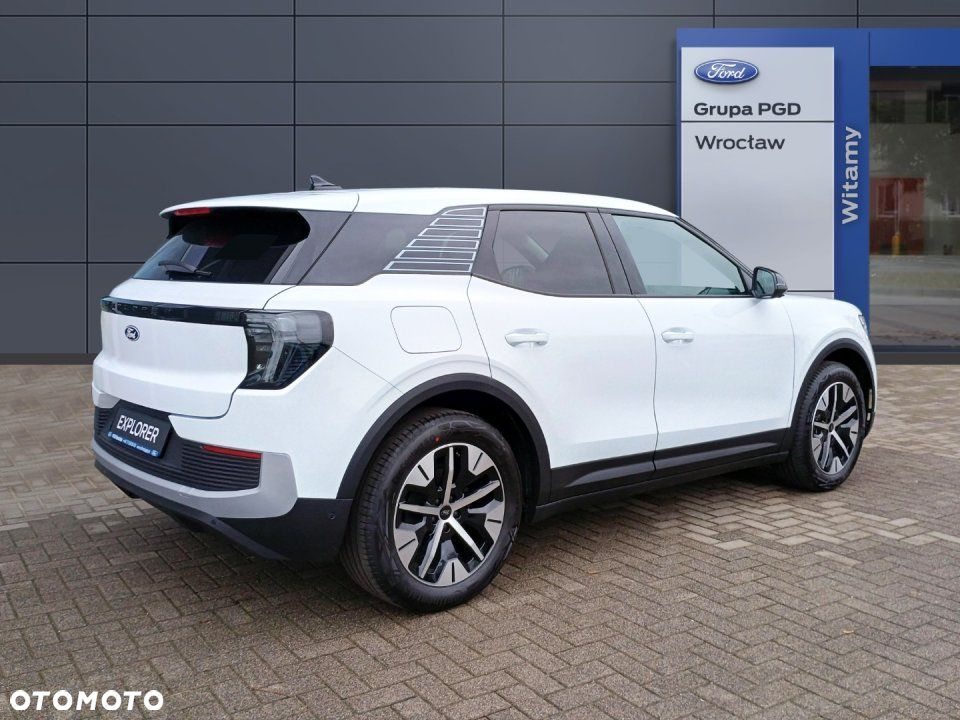 Ford Explorer - 5