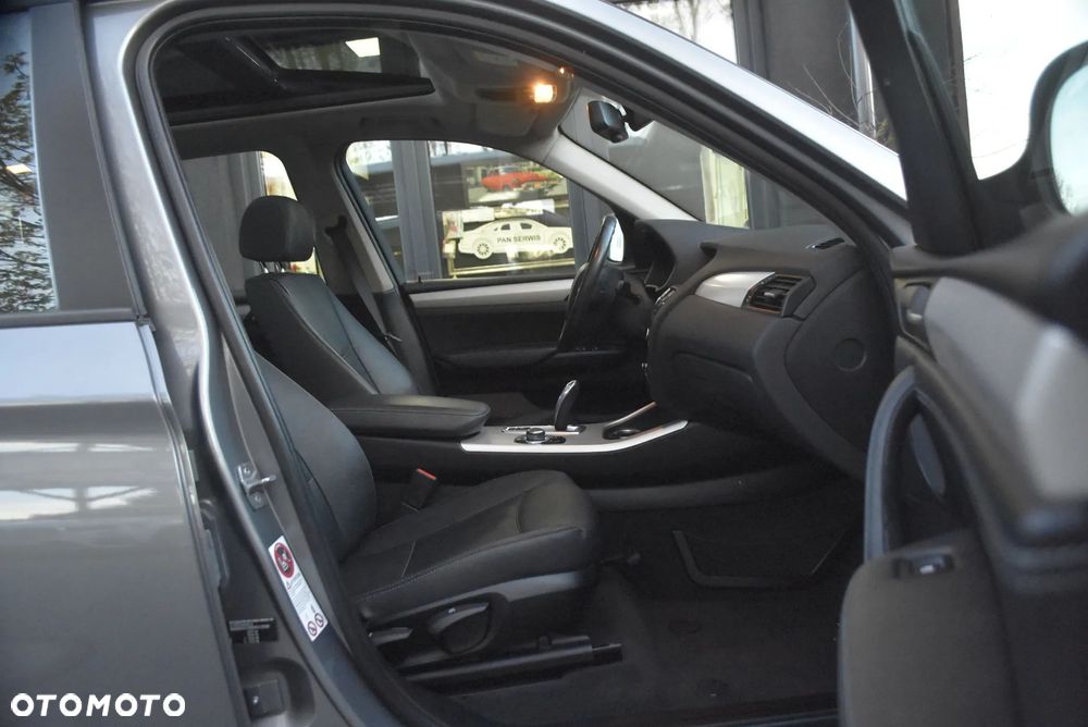 BMW X3 xDrive20i Advantage - 8