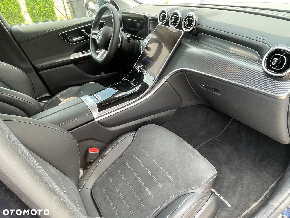 Mercedes-Benz GLC 220 d 4Matic 9G-TRONIC AMG Line Advanced - 12