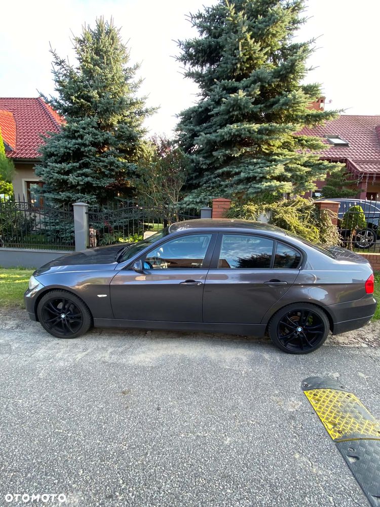 BMW Seria 3 325i - 5