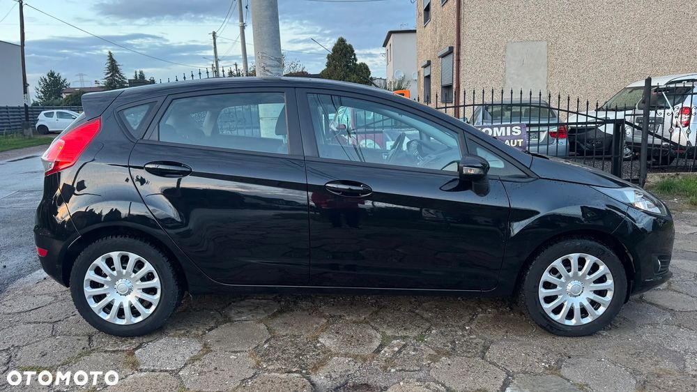Ford Fiesta - 8