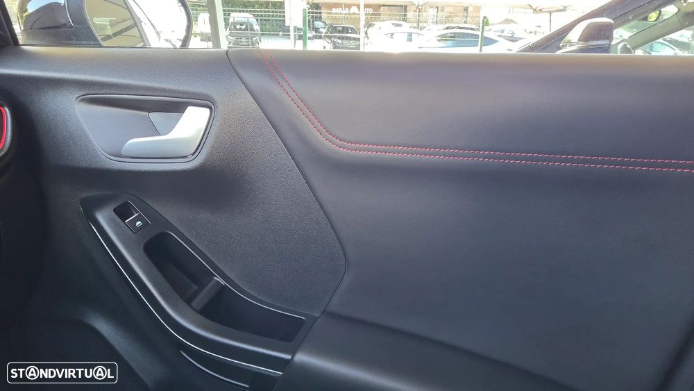 Ford Puma - 38