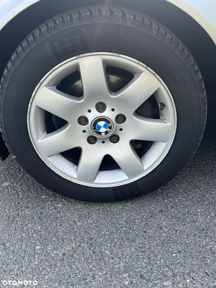 BMW Seria 3 318i - 18
