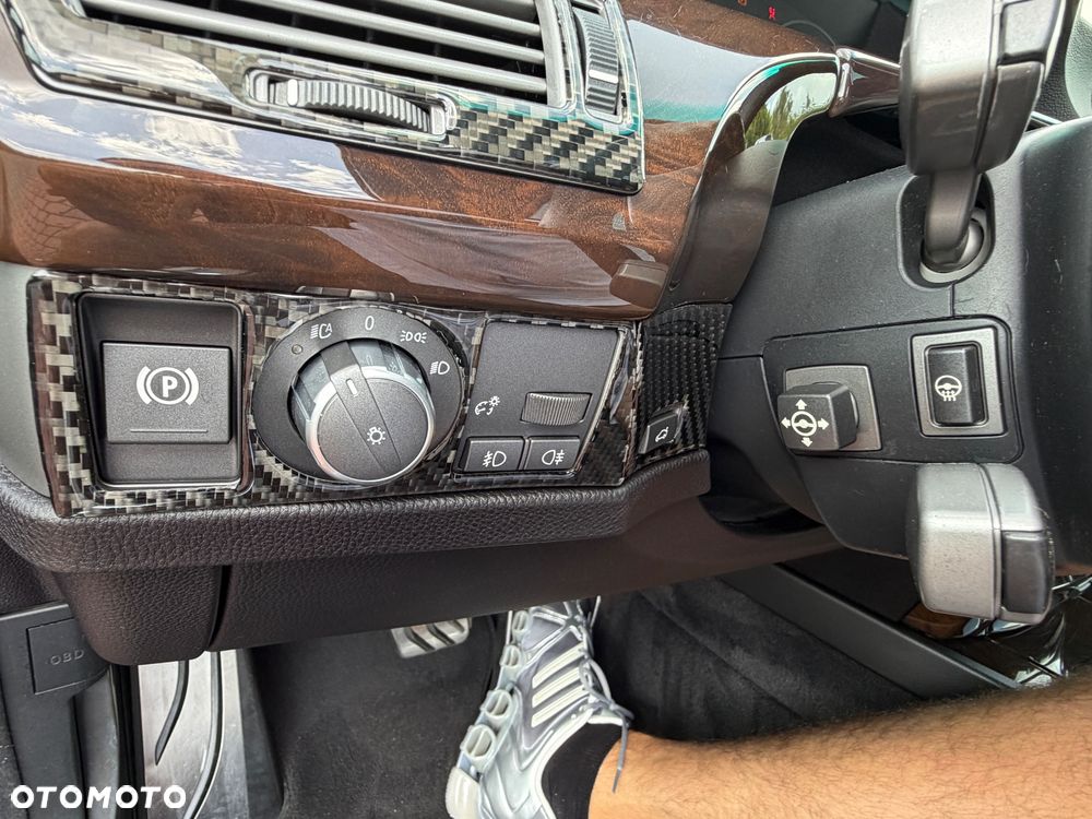 BMW Seria 7 730d - 27
