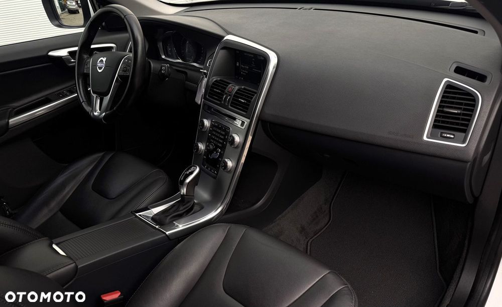 Volvo XC 60 - 10