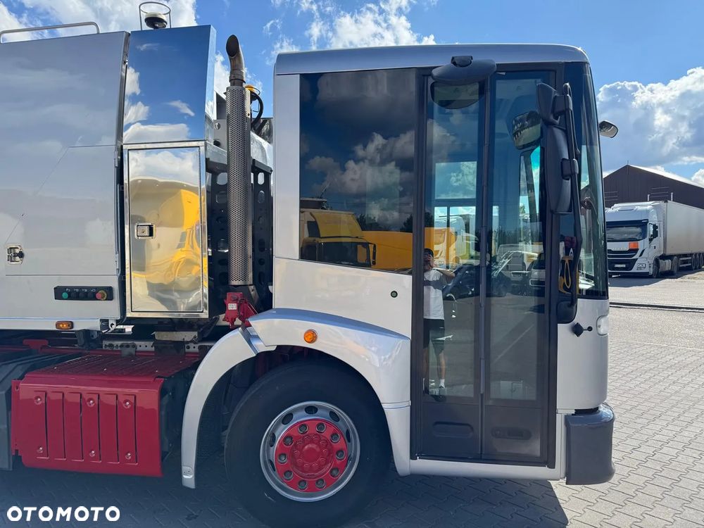 Mercedes-Benz Econic - 3