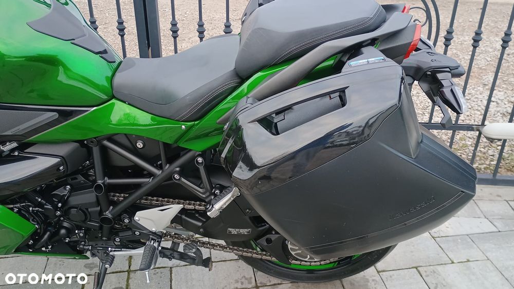 Kawasaki Ninja H2 SX - 31