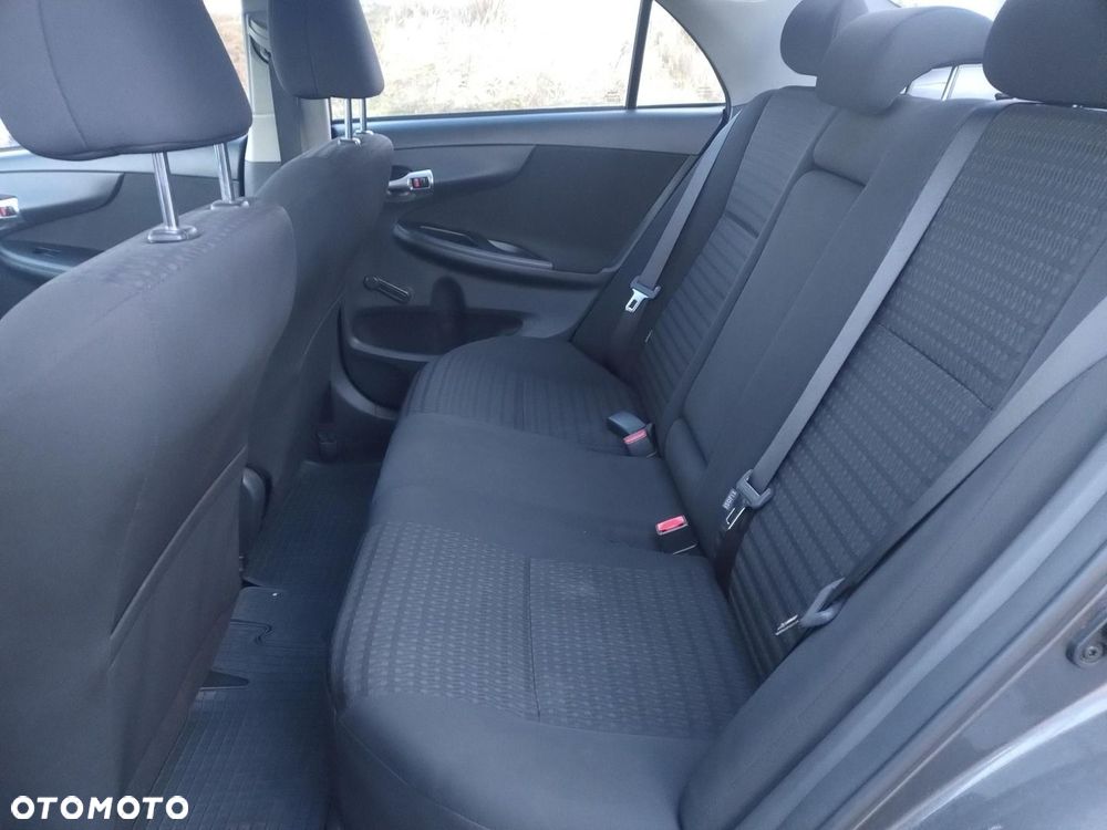Toyota Corolla 1.4 D-4D Active - 10