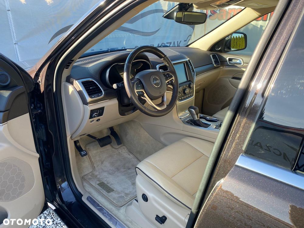 Jeep Grand Cherokee 5.7 V8 Overland - 29