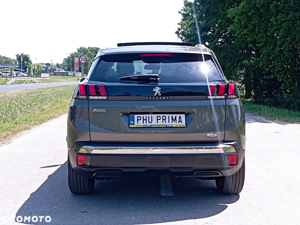 Peugeot 3008 - 18