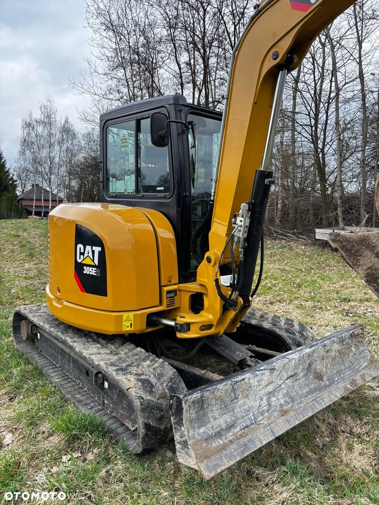 Caterpillar - 6