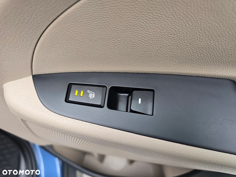 Hyundai Tucson 2.0 CRDI 2WD Style - 27