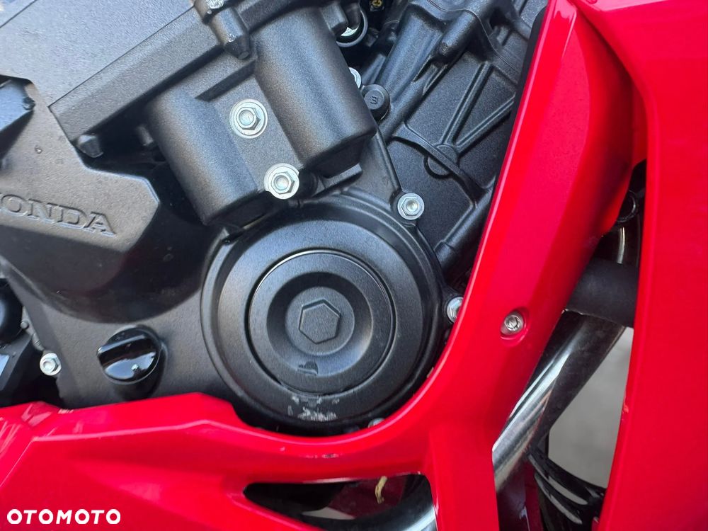 Honda CBR - 8