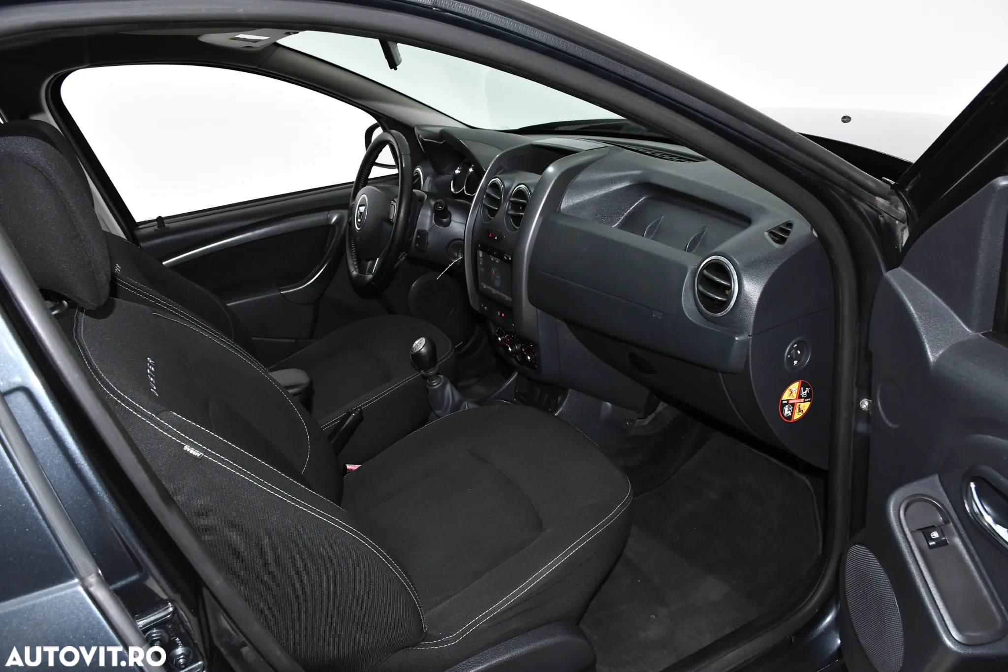 Dacia Duster 1.5 dCi 4x2 Laureate - 14