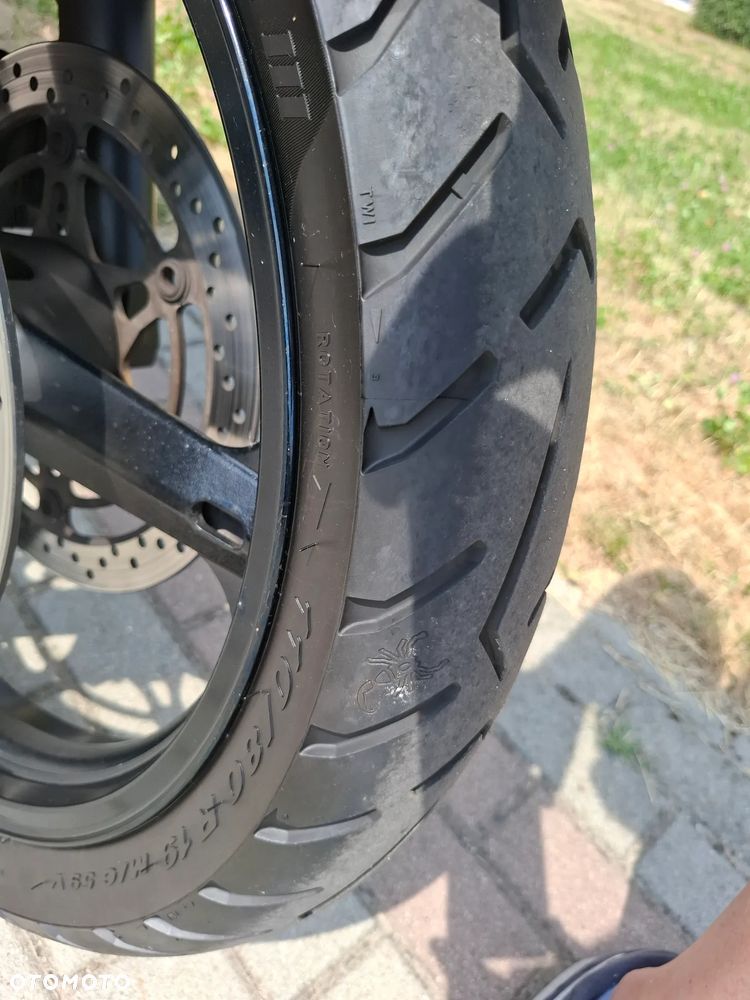 Suzuki V-STROM - 35