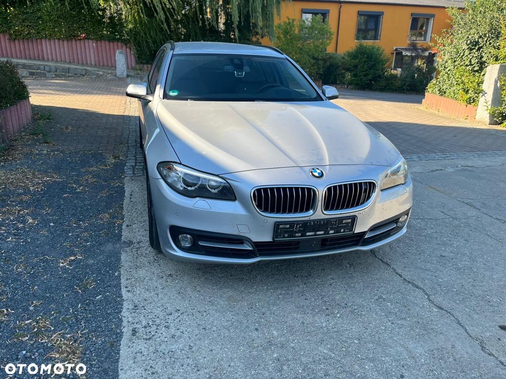 BMW Seria 5 530d xDrive - 1