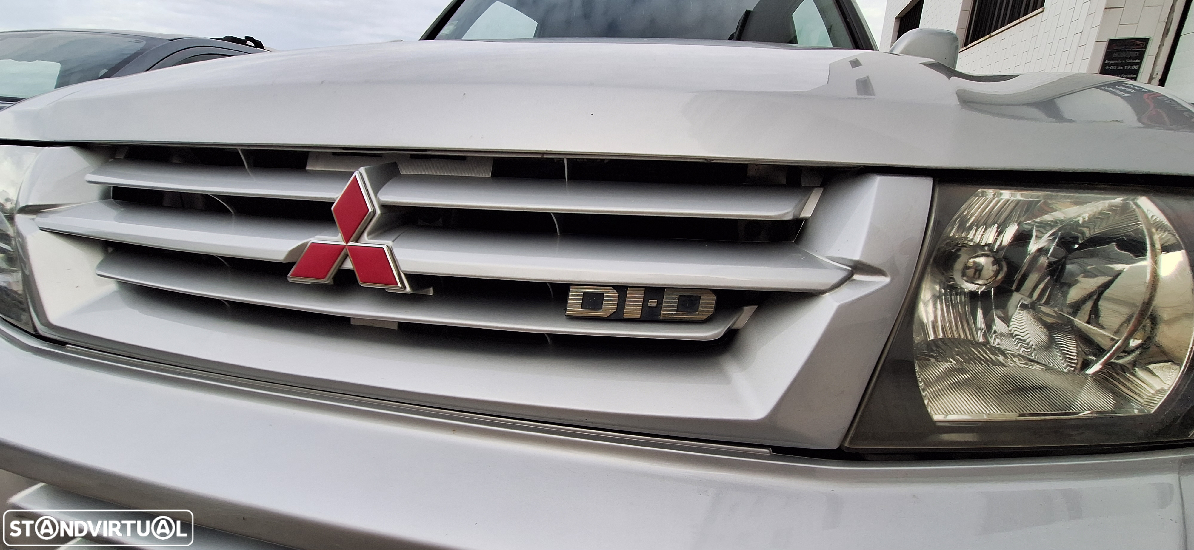 Mitsubishi Pajero 3.2 DI-D GLS - 22