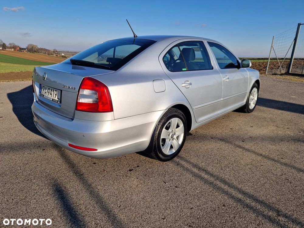 Skoda Octavia 2.0 TDI DPF Elegance - 4