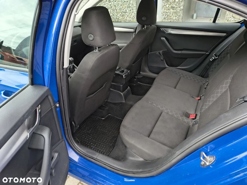 Skoda Octavia 1.0 TSI GPF Active - 8
