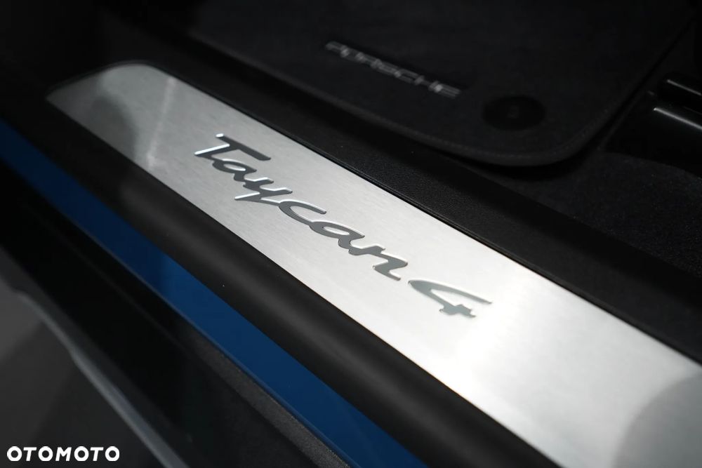Porsche Taycan 105kWh 4 Cross Turismo - 24