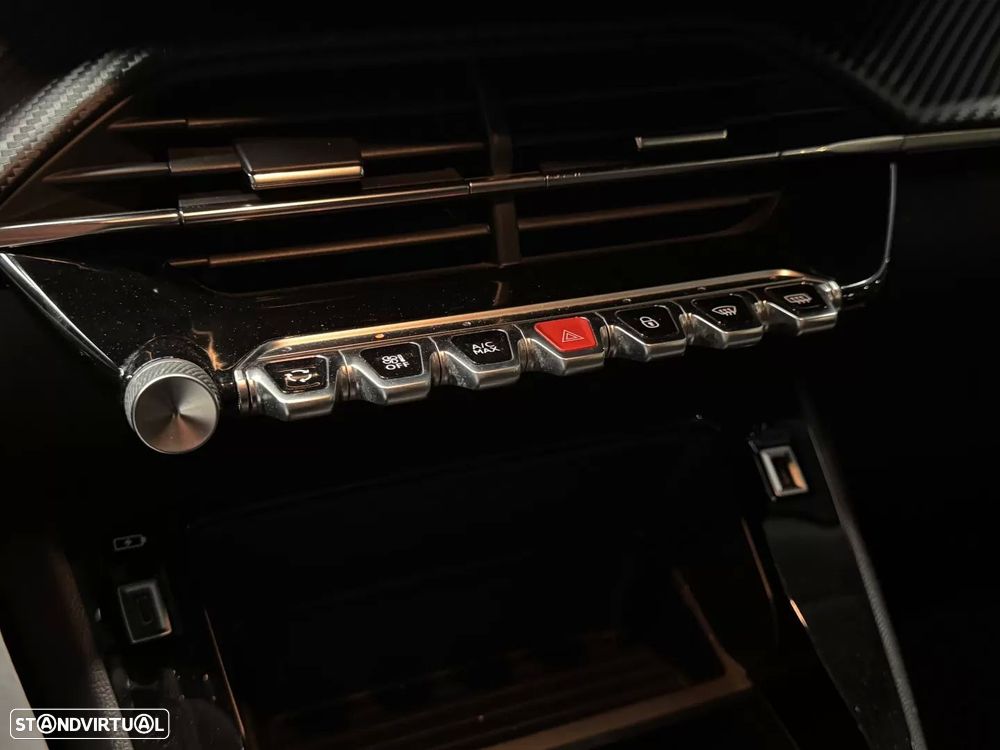 Peugeot 2008 1.5 BlueHDi Active Pack - 24