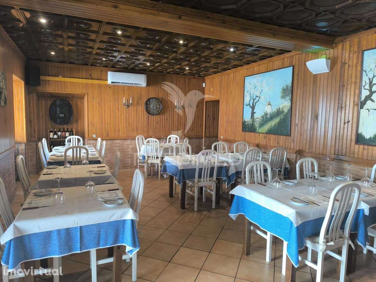 Restaurante totalmente mobilado e equipado, com habitação no 1º pis... - Grande imagem: 3/21