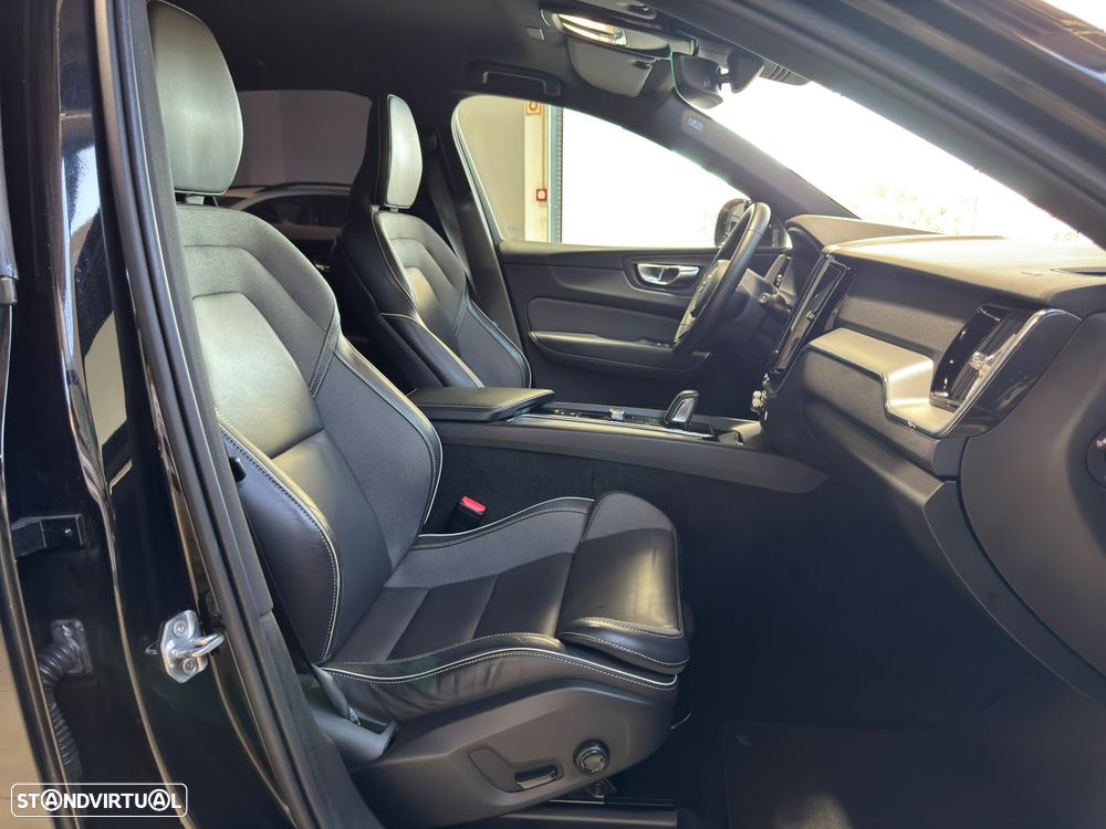 Volvo XC 60 2.0 B4 R-Design - 12