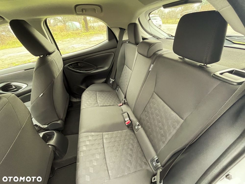 Toyota Yaris 1.5 Comfort - 10