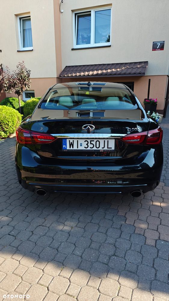 Infiniti Q50 2.0t Sport Sound Studio by Bose - 12