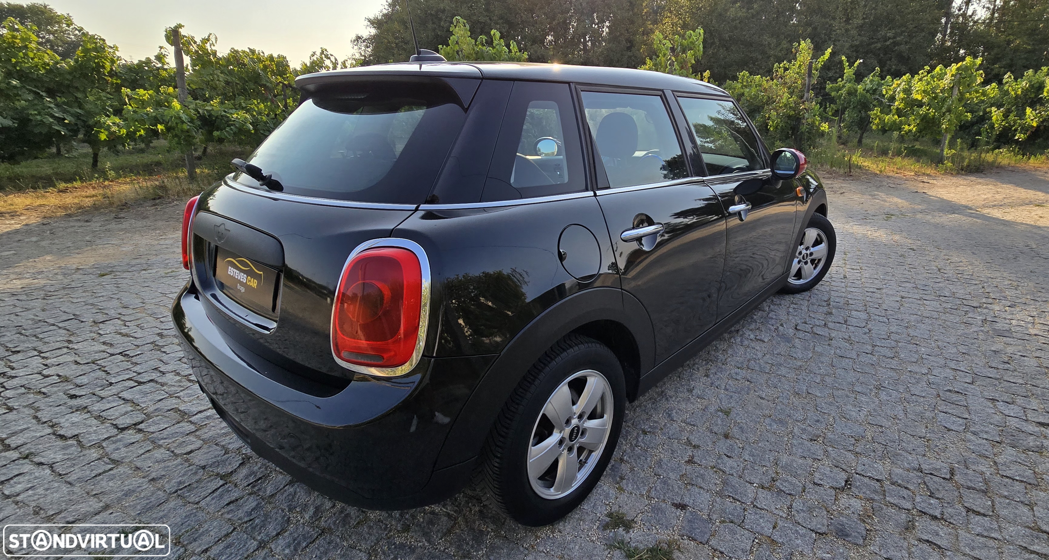 MINI 5 Portas One D - 12