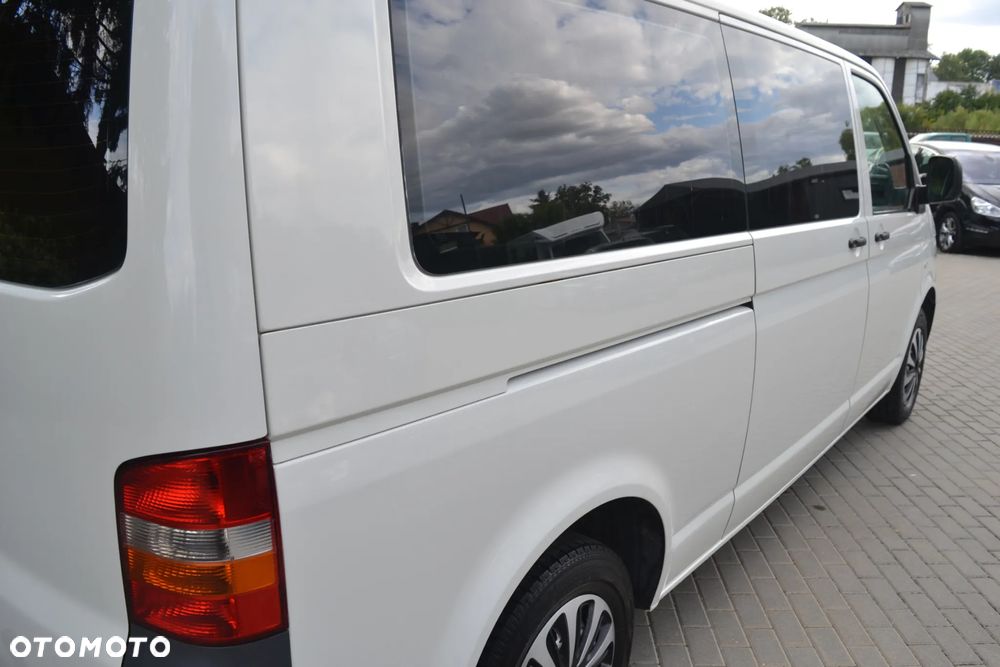Volkswagen Transporter Caravelle Lang Comfortline - 33