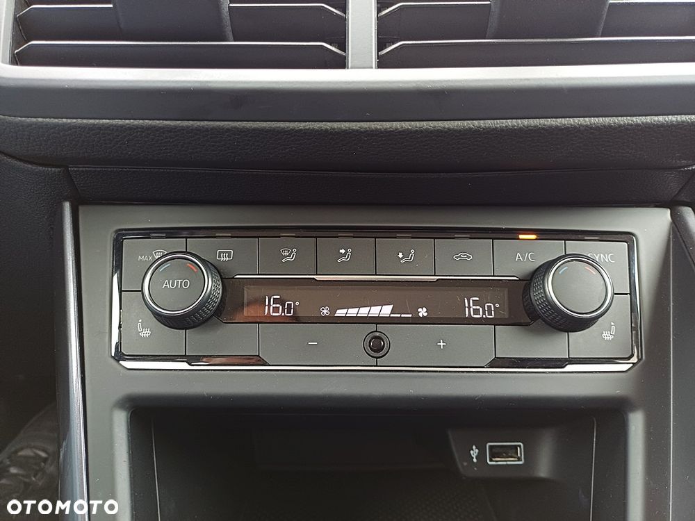 Volkswagen Polo 1.0 IQ.DRIVE - 25
