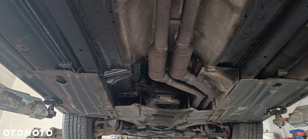 BMW Seria 7 - 26