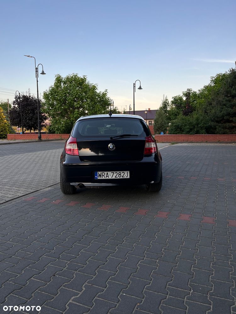 BMW Seria 1 116i - 8