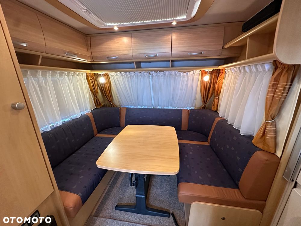 Dethleffs 510 CAMPER z napędem i przedsionkiem pompowanym !!! - 10