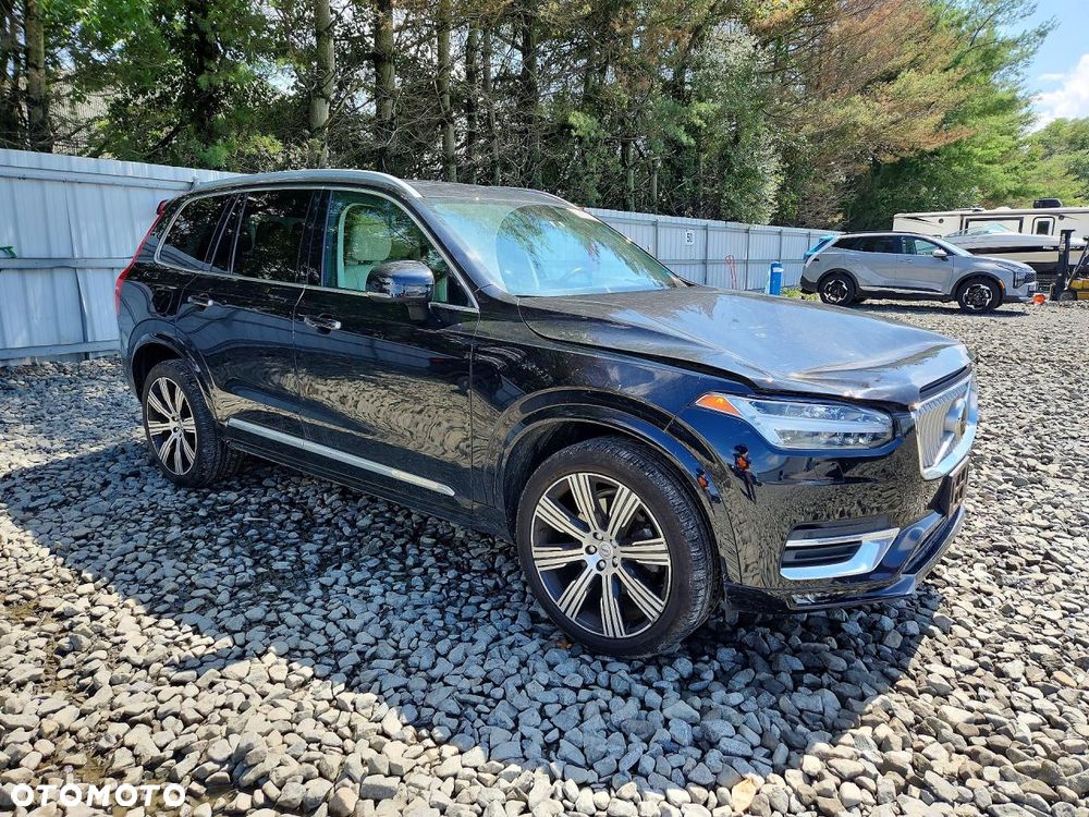 Volvo XC 90 - 1