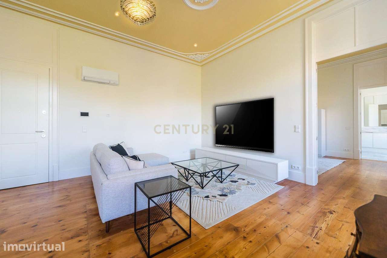 Elegante Apartamento T1 | Totalmente Remodelado e Equipado - Grande imagem: 2/23